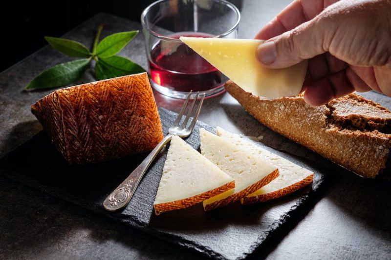 Queso manchego características de esta denominación de origen Zacatena